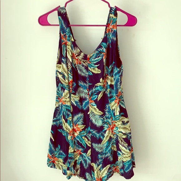 Forever 21  summertime romper - Picture 1 of 4